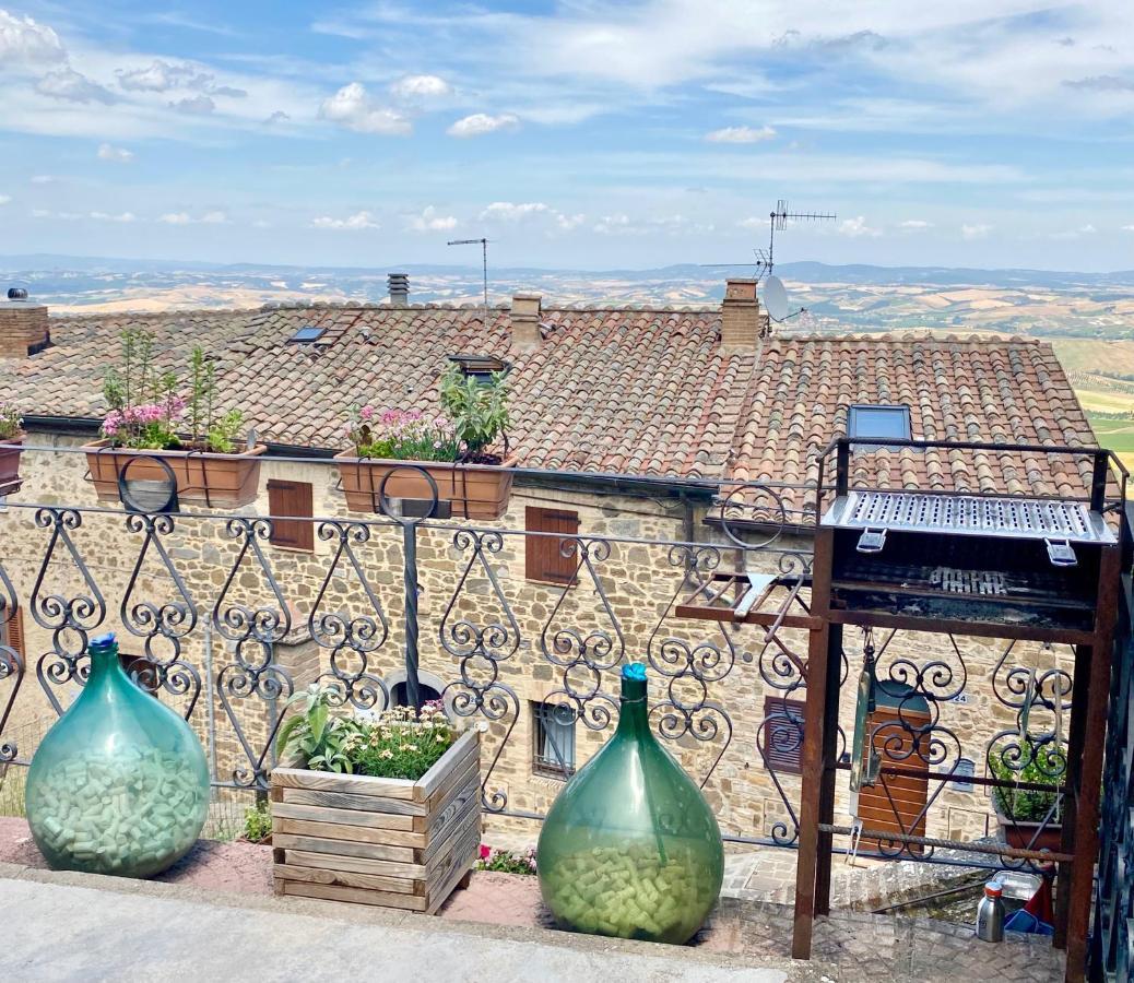 Panoramic Nest In Montalcino Villa Kültér fotó